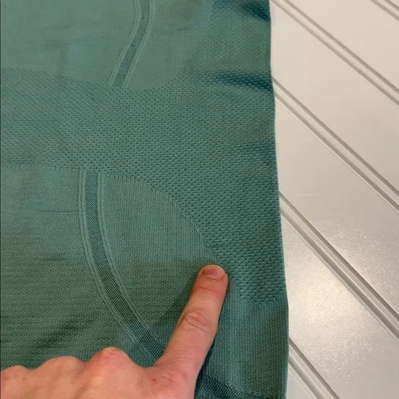 Lululemon Swiftly Tech Short Sleeve Crew shirt in Tidewater Teal size 6 - Picture 4 of 8